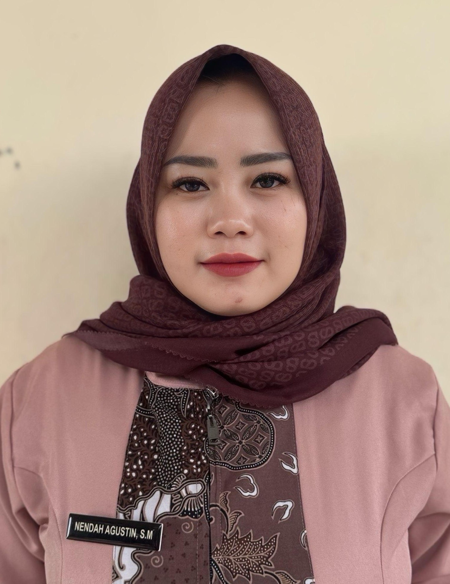 Nendah Agustin, S.M